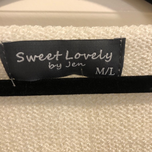 White heart sweater, Size M/L - Picture 3 of 3